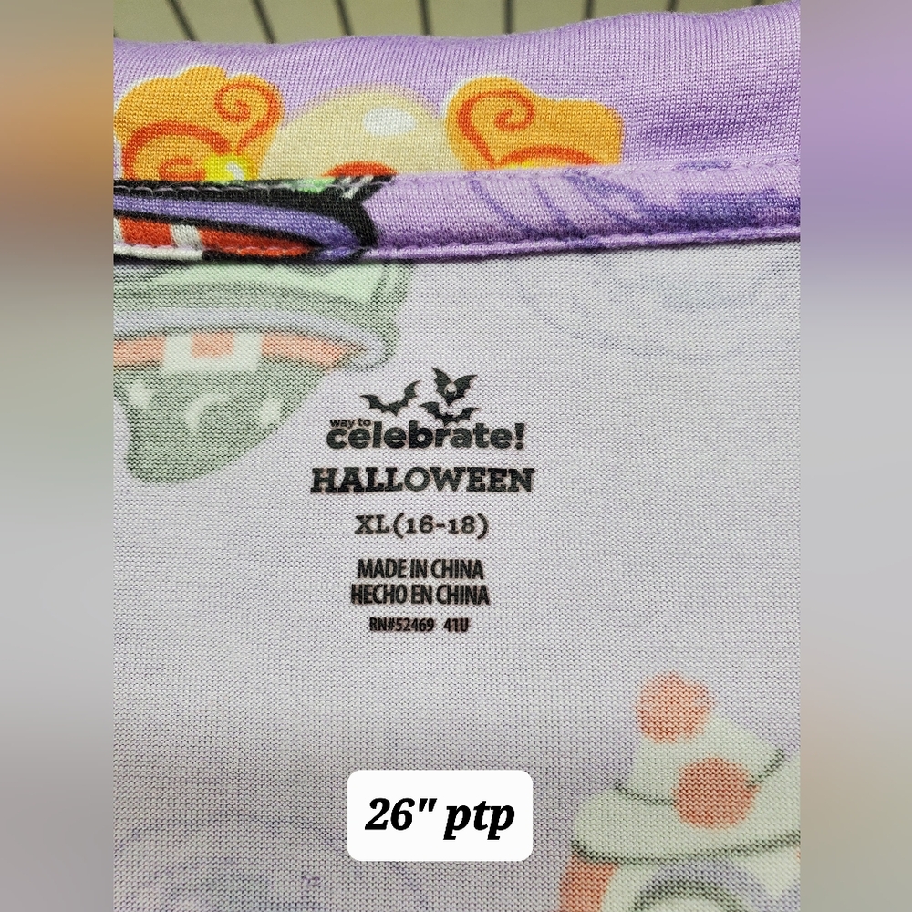 Purple Graphic Button-Up Pj Set - Picture 2 of 3